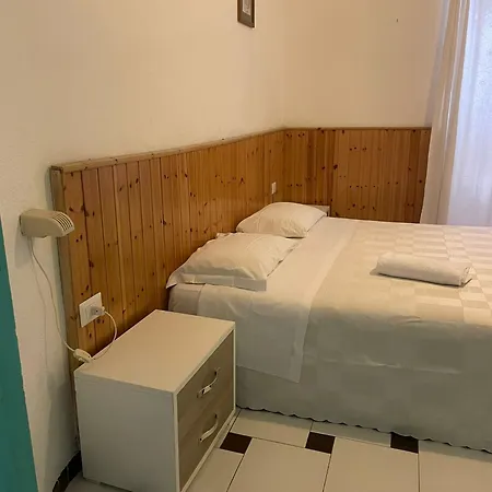 Bed & Breakfast Giardini Di Iside E Osiride