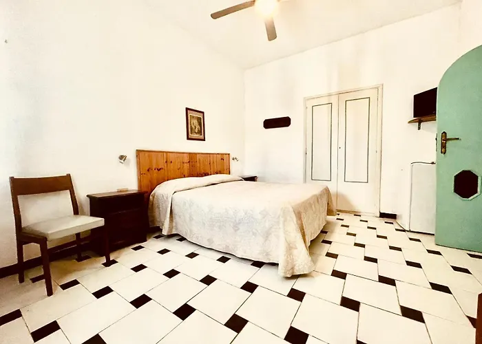 Giardini Di Iside E Osiride Oda ve Kahvaltı 3*