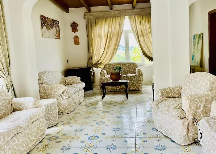 Oda ve Kahvaltı Giardini Di Iside E Osiride