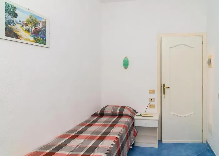 住宿加早餐酒店 Giardini Di Iside E Osiride 3*