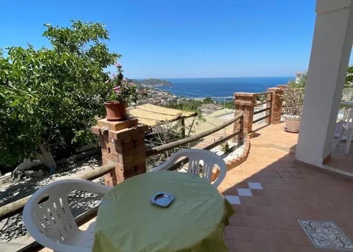 Oda ve Kahvaltı Giardini Di Iside E Osiride 3*