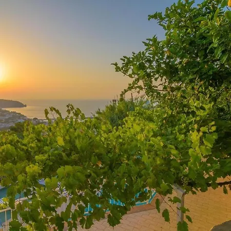 Giardini Di Iside E Osiride Nocleg ze śniadaniem Casamicciola Terme